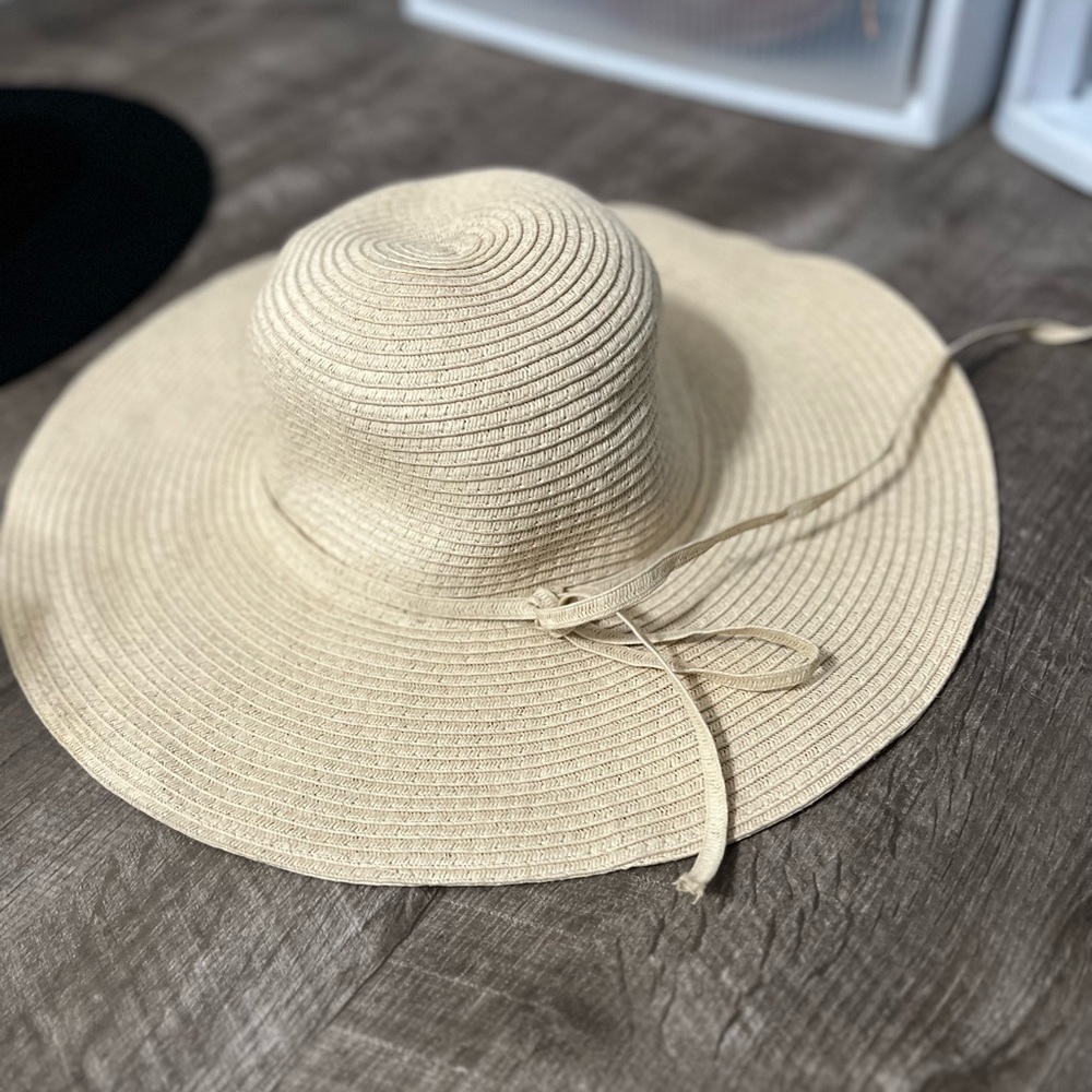 Summer straw hat
